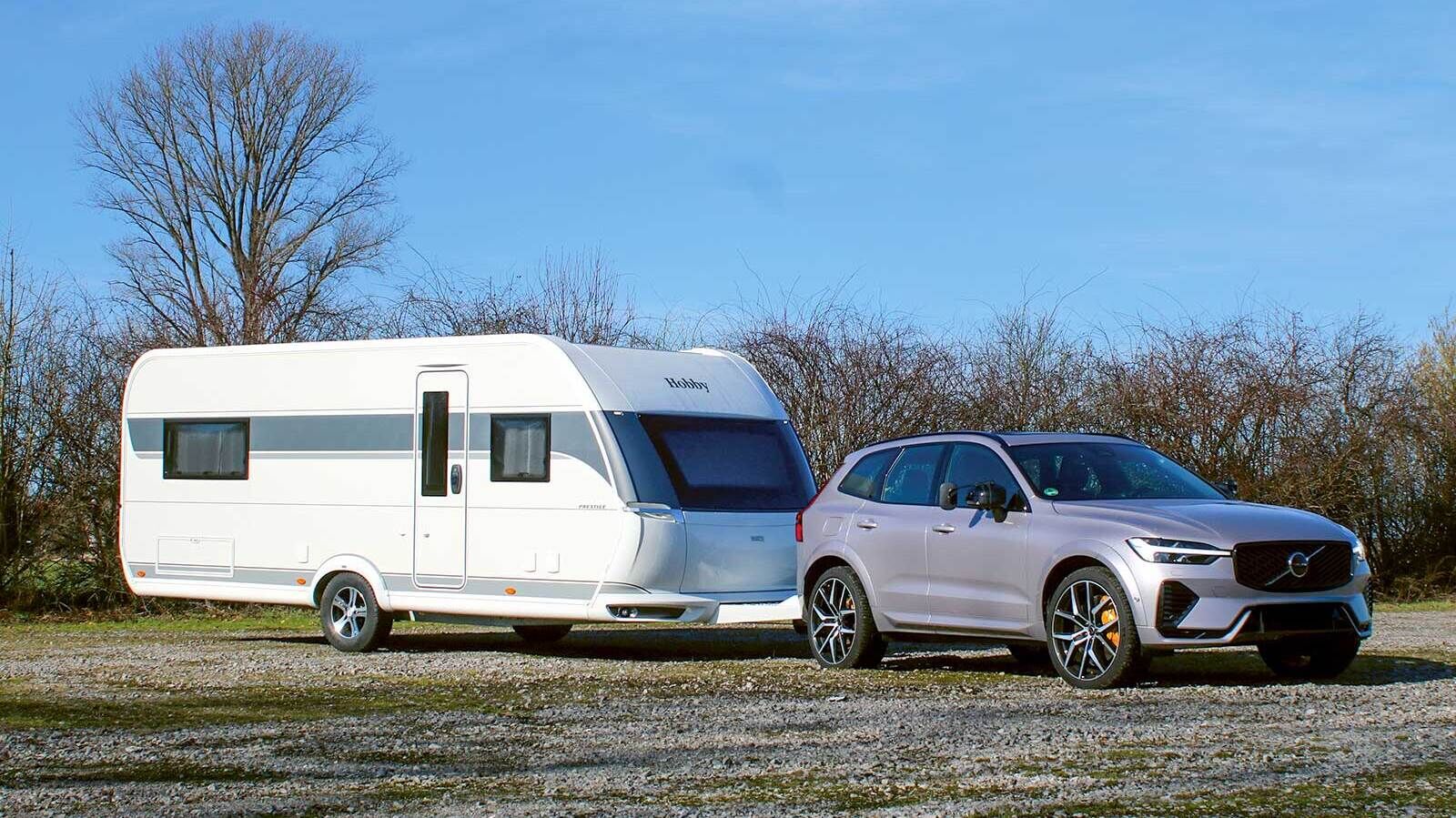 L’actuel Prestige 560 FC présente une allure moderne, avec le design typique des modèles Hobby.