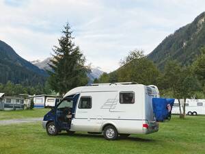 Le camping bien entretenu dans la Stubaital est situé dans le hameau de Volderau près de Neustift.