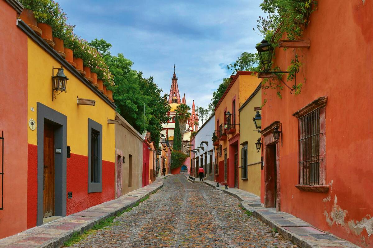 San Miguel de Allende est une ville fascinante où les cultures espagnole et latino-américaine se mélangent.